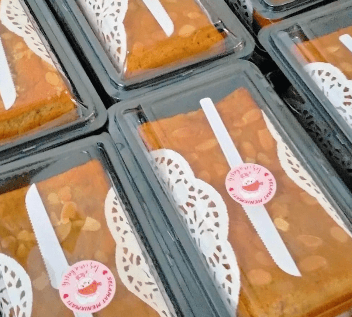 Banana cake buatan tangan